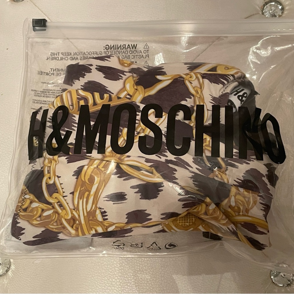 Moschino Black & Gold Chain swimsuit - Picture 6 of 6